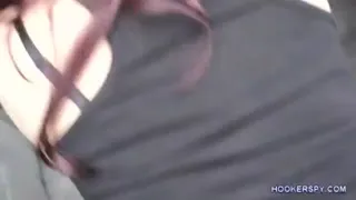 मैं एक हॉट स्ट्रीट वॉकर की तलाश कर रहा हूं जो मुझे फुटपाथ पर हड्डी देगा.